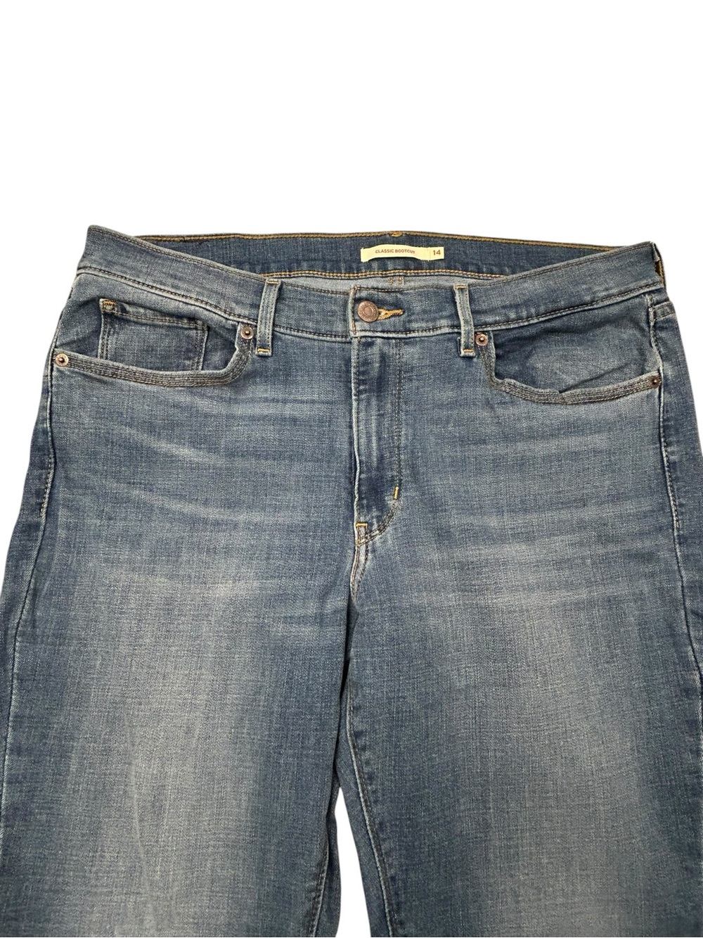 Levi's Women's Classic Bootcut Washed Denim Jeans 14M (32/32) 10” Rise Casual - Picture 3 of 11